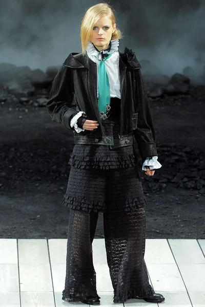 Look 44